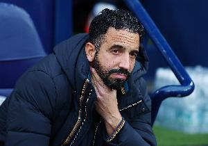 斯基拉:阿莫林与AC米兰的谈判进展中,合同3年,年薪400万欧元