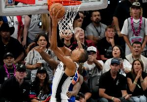 文班:总决赛的容错空间微乎其微 我们大部分时间其实都占据优势